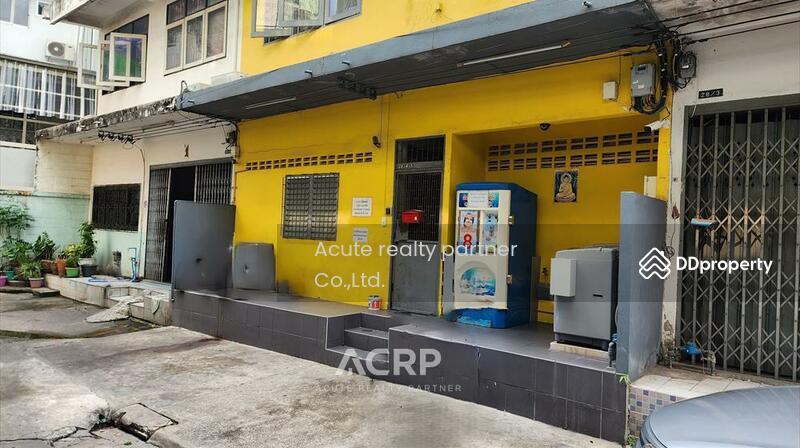 For Sale - Shophouse 2 units combined for sale with income. Fully rented, Pridi Banomyong 2, Phra Khanong, Bangkok