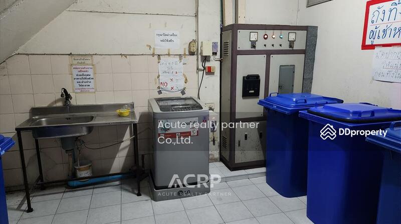 For Sale - Shophouse 2 units combined for sale with income. Fully rented, Pridi Banomyong 2, Phra Khanong, Bangkok