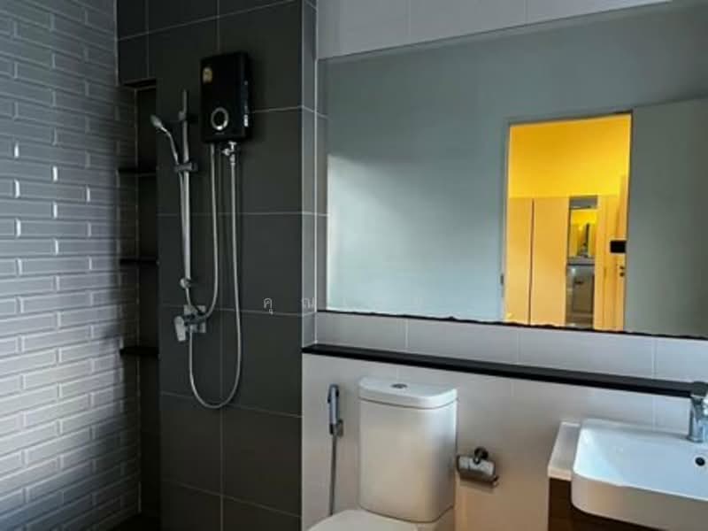 Bangkok Boulevard Srinakarin-Bangna, Samut Prakan, Nam Daeng-Bang Phli Road, Bang Kaeo, Bang Plee, Samut Prakan, 5 Bedrooms, 246 sqm, Single Detached House For Sale, by คุณเมย์, 11822639 - DDproperty.com