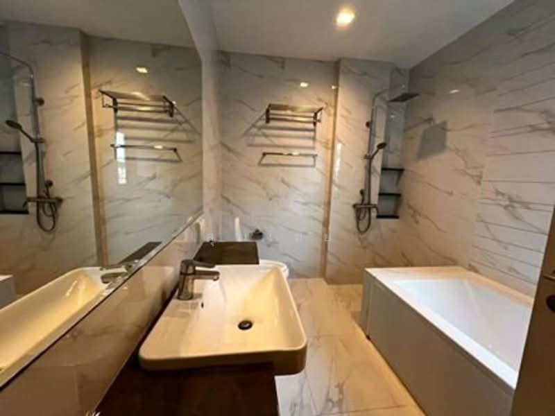 Bangkok Boulevard Srinakarin-Bangna, Samut Prakan, Nam Daeng-Bang Phli Road, Bang Kaeo, Bang Plee, Samut Prakan, 5 Bedrooms, 246 sqm, Single Detached House For Sale, by คุณเมย์, 11822639 - DDproperty.com