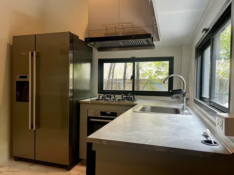 Bangkok Boulevard Srinakarin-Bangna, Samut Prakan, Nam Daeng-Bang Phli Road, Bang Kaeo, Bang Plee, Samut Prakan, 5 Bedrooms, 246 sqm, Single Detached House For Sale, by คุณเมย์, 11822639 - DDproperty.com