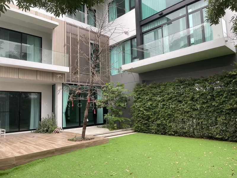 บ้านเดี่ยวนันทวัน พระราม9-กรุงเทพกรีฑาตัดใหม่, Bangkok, Saphan Sung, Bangkok, 8 Bedrooms, 380 sqm, Single Detached House For Sale, by Thanitcha Kangkasuwanno, 11822716 - DDproperty.com