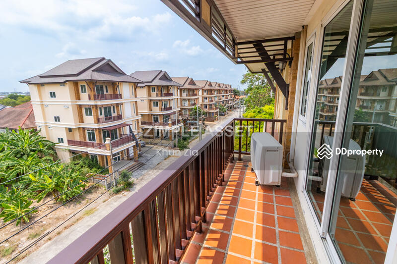 Studio Room with Balcony A6 - 1