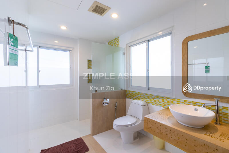 Deluxe Room A6 - 2