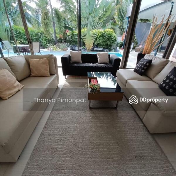 ขาย - Charming 3 Bedrooms Pool Villa in Lamai, สุราษฎร์ธานี