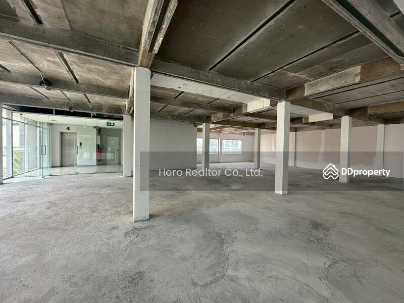 For Rent - Bangkok Retail Sukhumvit BTS Phra Khanong BRE23998, Bangkok