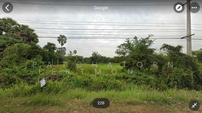 ขาย - ขายที่ดินติดถนนใหญ่ อ.เมืองนครราชสีมา ตรงข้ามเป็นโครงการหมู่บ้านจัดสรร, นครราชสีมา