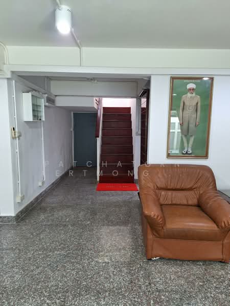 HouHouse for rent, 2 floors, 6 bedrooms, Soi Sukhumvit 71 (Soi Pridi Banomyong 42), Bangkok, สุขุมวิท, Khlong Tan Nua, Watthana, Bangkok, 6 Bedrooms, 300 sqm, Single Detached House For Rent, by Patchatorn Lertmongkolsomchok, 11824086 - DDproperty.com