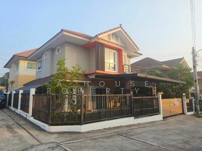 ขาย - หมู่บ้านบ่อวินบุรี : Bo Win Buri Village, ชลบุรี