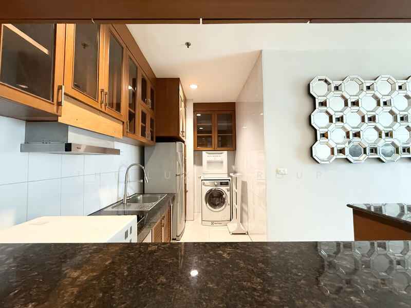 Citi Smart Sukhumvit 18, Bangkok, 366 Soi Sukhumvit 18, Sukhumvit Road, Khlong Toei, Bangkok, 3 Bedrooms, 117 sqm, Condo For Rent, by The Luxe Group, 11826496 - DDproperty.com
