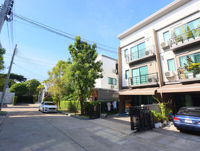 ขาย - Baan Klang Muang Srinakarin – Onnut : บ้านกลางเมือง ศรีนครินทร์ – อ่อนนุช, กรุงเทพ