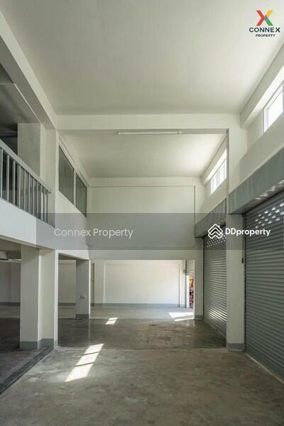ขาย - อาคารพาณิชย์ 3 คูหา 3 ชั้นครึ่ง Commercial building, 3 units, 3 and a half floors, เชียงใหม่