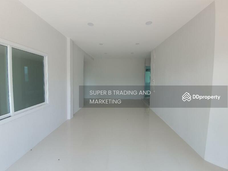 For Rent - let 120 sq.w. detached house, near Prasert Manukit Road. Nawamin Road 68 Yak 8, Bangkok