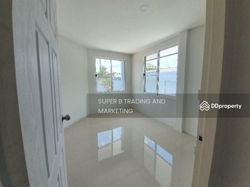 For Rent - let 120 sq.w. detached house, near Prasert Manukit Road. Nawamin Road 68 Yak 8, Bangkok