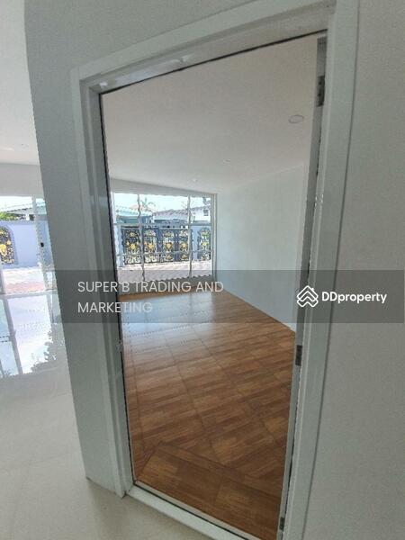 For Rent - let 120 sq.w. detached house, near Prasert Manukit Road. Nawamin Road 68 Yak 8, Bangkok