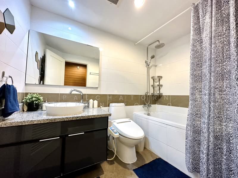 Serene Place Sukhumvit 24, Bangkok, 9 Soi Sukhumvit 24, Sukhumvit Road, Khong Tan, Khlong Toei, Bangkok, 1 Bedroom, 50 sqm, Condo For Rent, by Patchatorn Lertmongkolsomchok, 11827707 - DDproperty.com