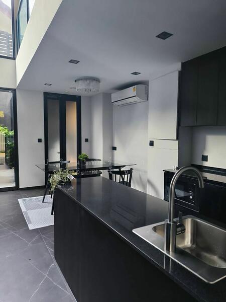 L SCAPE Ratchada 20 : แอล สเคป รัชดา 20, กรุงเทพ, สามเสนนอก, ห้วยขวาง, กรุงเทพ, 228 ตร.ม., ทาวน์เฮ้าส์ ให้เช่า, โดย ปรินทร์ญาดา ชิณโชติ, 11827955 - DDproperty.com