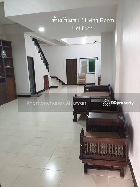 ขาย - Townhome in Nimman for Rent, เชียงใหม่