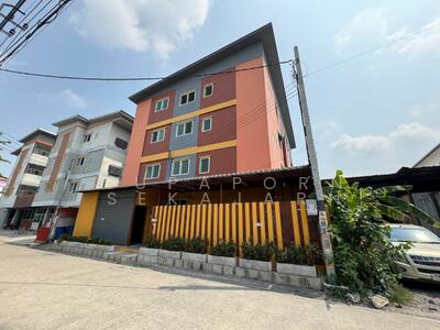 ขาย - อพาร์ตเม้น 4 ชั้น 36 ห้อง ซอยเจริญพัฒนา14 (ซ.กีบหมู), กรุงเทพ