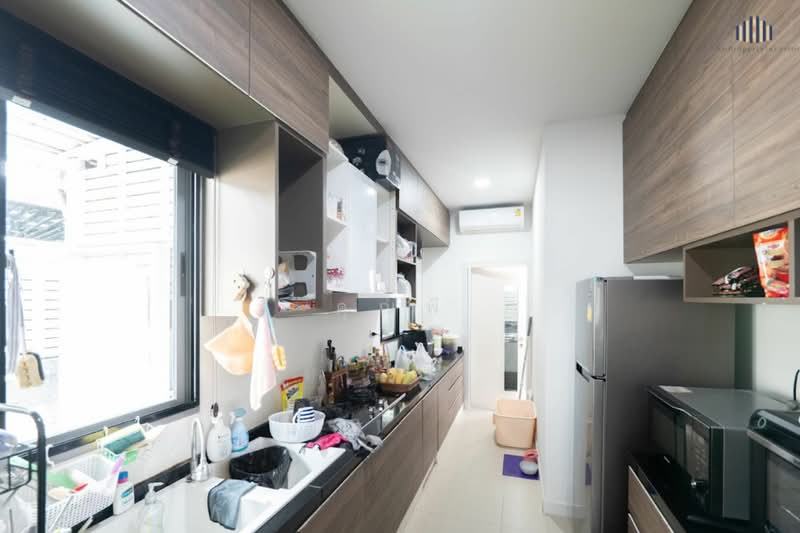 Perfect Place Rama 9-Krungthep Kreetha, Bangkok, Srinakarin - Rom Klao Road, Khlong Song Ton Nun, Lat Krabang, Bangkok, 4 Bedrooms, 250 sqm, Single Detached House For Sale, by คุณพี, 11828188 - DDproperty.com