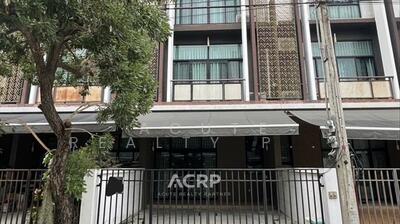 ขาย - Flora Wongsawang : ฟลอรา วงศ์สว่าง, นนทบุรี