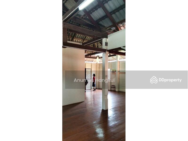 For Sale - บ้านโบราณ หนองบัว, Chanthaburi