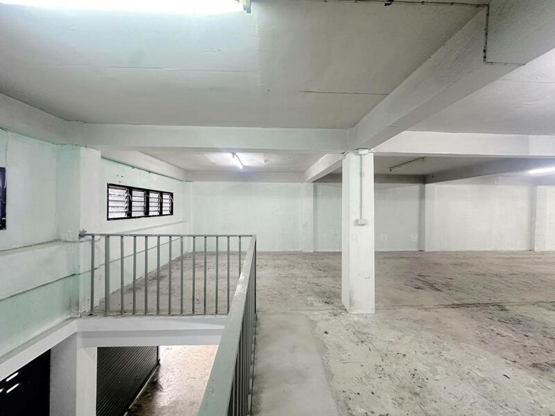 For Rent - ให้เช่า อาคารพาณิชย์ 2 คูหา : สะแกงาม 35/3, บางขุนเทียน, กรุงเทพฯ, Bangkok