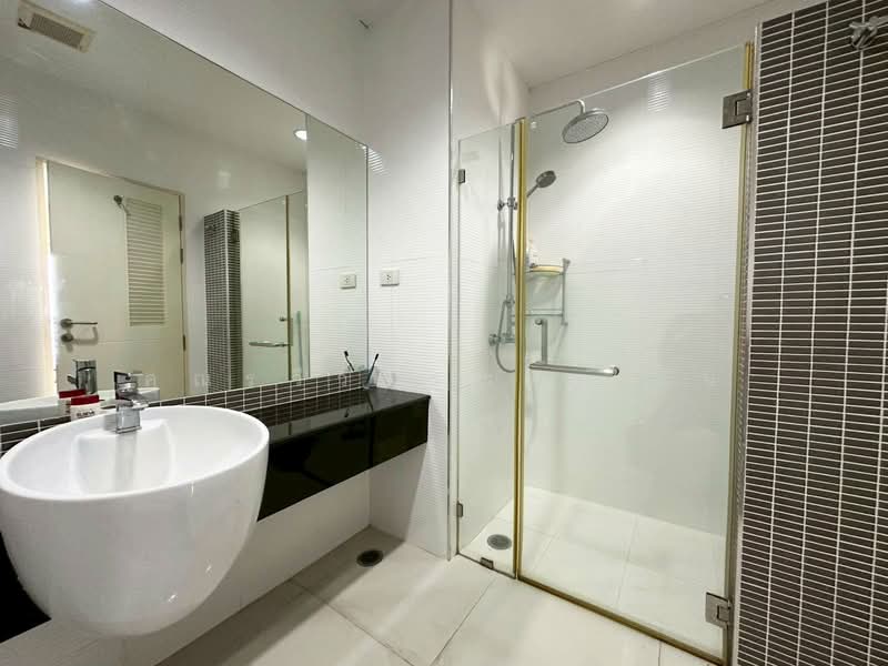 The Fourwings Residence, Bangkok, 335 Srinakarin, Hua Mak, Bang Kapi, Bangkok, 1 Bedroom, 68 sqm, Condo For Rent, by คุณรวีวรรณ อู่เงิน, 11828952 - DDproperty.com