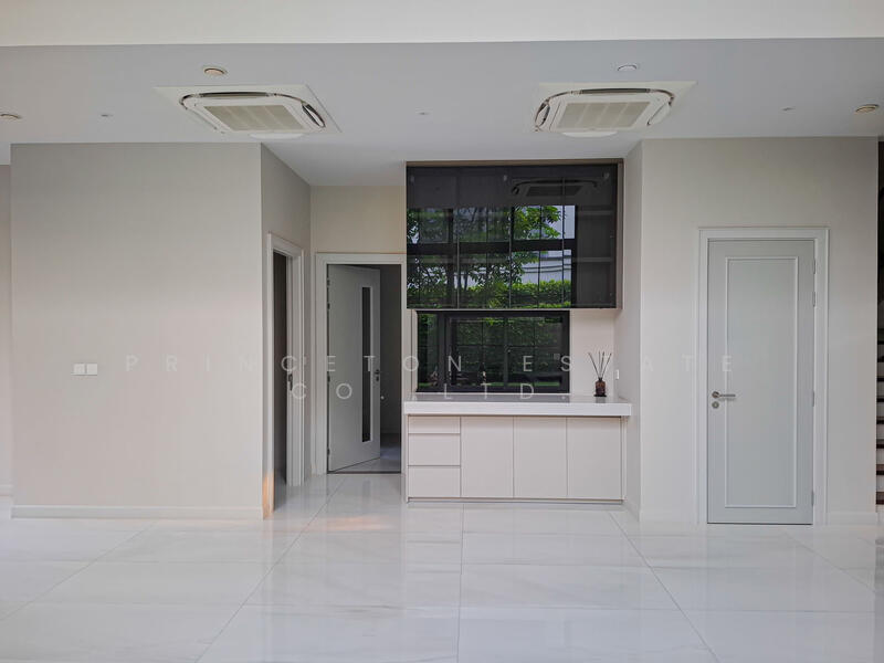 Malton Gates Krungthep Kreetha, Bangkok, Srinakarin-Romklao Road (New Krungthep Kreetha), Saphan Sung, Saphan Sung, Bangkok, 4 Bedrooms, 403 sqm, Single Detached House For Sale, by Princeton Estate Co.,Ltd., 11829024 - DDproperty.com