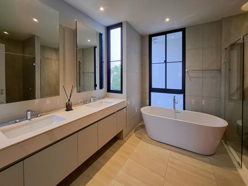 Malton Gates Krungthep Kreetha, Bangkok, Srinakarin-Romklao Road (New Krungthep Kreetha), Saphan Sung, Saphan Sung, Bangkok, 4 Bedrooms, 403 sqm, Single Detached House For Sale, by Princeton Estate Co.,Ltd., 11829024 - DDproperty.com