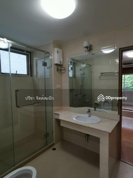 For Rent - Apartment 3 bedrooms 175 sq m. in Sathorn 10min walk BTS Chong Nonsi, Bangkok