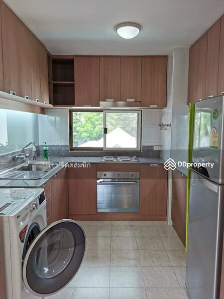 For Rent - Apartment 3 bedrooms 175 sq m. in Sathorn 10min walk BTS Chong Nonsi, Bangkok