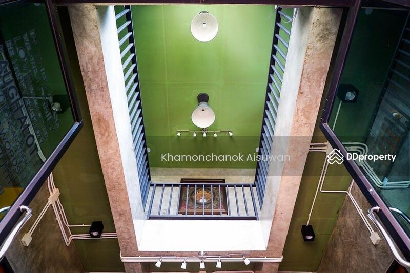ให้เช่า - 6 Bedrooms 6 Bathrooms House Modern Loft Style for Sale in Chiang Mai, เชียงใหม่