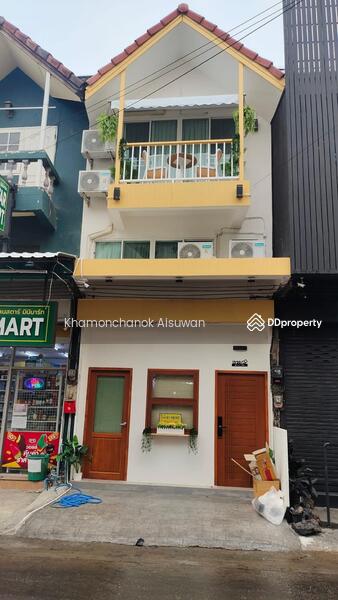 ให้เช่า - Townhouse for Rent on Santitham Road Chang Phueak, เชียงใหม่