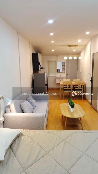ให้เช่า - Townhouse for Rent on Santitham Road Chang Phueak, เชียงใหม่