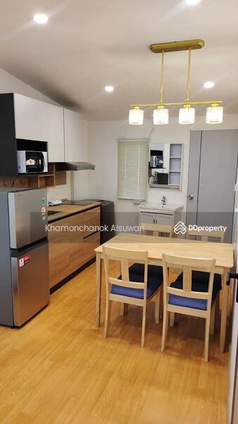 ให้เช่า - Townhouse for Rent on Santitham Road Chang Phueak, เชียงใหม่