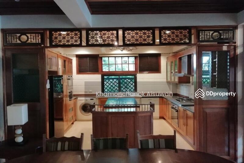 ให้เช่า - Stunning Lanna Style Villa for Sale in Hang Dong, เชียงใหม่