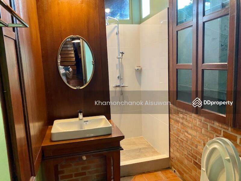 ให้เช่า - Stunning Lanna Style Villa for Sale in Hang Dong, เชียงใหม่