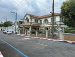 Baan Ladawan Lakoon Rangsit : บ้านลดาวัลย์ ลากูน รังสิต, ปทุมธานี
