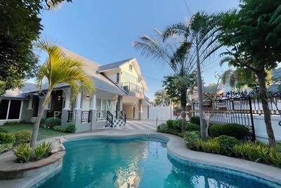 ขาย - สำหรับ ขาย บ้าน 5 ห้องนอน ที่ หนองปรือ, ชลบุรี