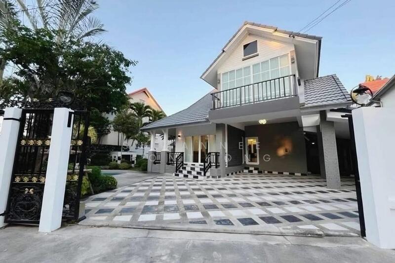 For sale! A detached house with private swimming pool, Chon Buri (Pattaya), Nong Pru, Bang Lamung (Pattaya), Chon Buri (Pattaya), 5 Bedrooms, 315 sqm, Single Detached House For Sale, by Suwannee Phonthong, 11829540 - DDproperty.com