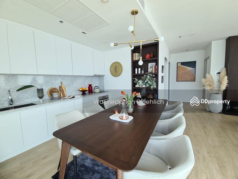 For Sale - AERAS Beachfront Condominium Jomtien, Chon Buri