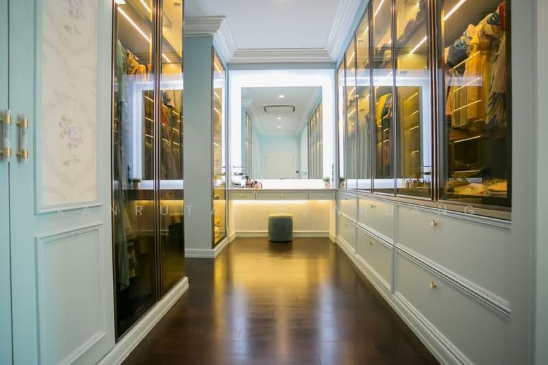 The Gentry Ekamai-Ladprao, Bangkok, 90 Soi Ladprao 94, Phlapphla, Wang Thonglang, Bangkok, 3 Bedrooms, 380 sqm, Single Detached House For Rent, by Kanrutai Dawruang, 11829795 - DDproperty.com