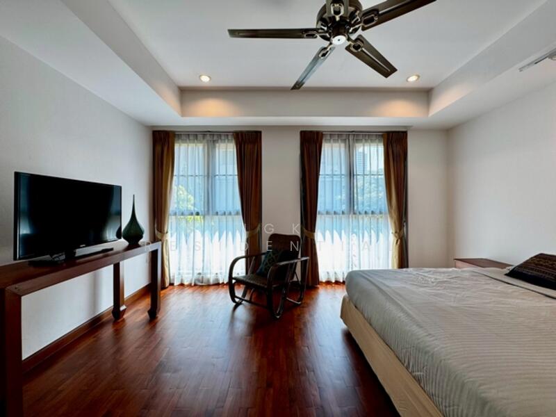 House in Compound, Bangkok, Sukhumvit 41, Khlong Tan Nua, Watthana, Bangkok, 3 Bedrooms, 330 sqm, Single Detached House For Rent, by Bangkok Residential, 11829942 - DDproperty.com