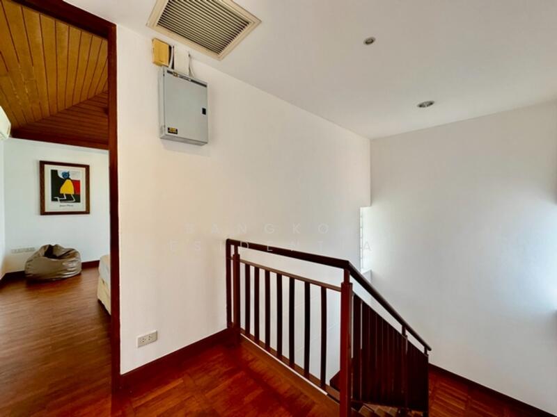 House in Compound, Bangkok, Sukhumvit 41, Khlong Tan Nua, Watthana, Bangkok, 3 Bedrooms, 330 sqm, Single Detached House For Rent, by Bangkok Residential, 11829942 - DDproperty.com