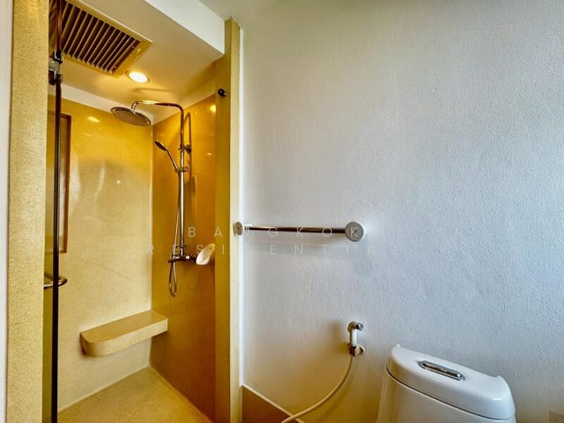 House in Compound, Bangkok, Sukhumvit 41, Khlong Tan Nua, Watthana, Bangkok, 3 Bedrooms, 330 sqm, Single Detached House For Rent, by Bangkok Residential, 11829942 - DDproperty.com