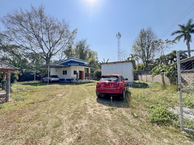 Land with Single-Storey House, 65m from Den Ha Dong Mada Road, Ropwiang, Chiang Rai, Rob Wieng, Muang Chiang Rai, Chiang Rai, , 898 sqm, Land For Sale, by Kaekwun Kanjanapungka, 11830175 - DDproperty.com