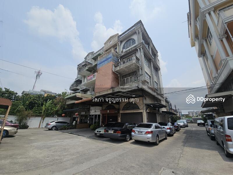 For Sale - For Sale: Prime 3.5-Story Townhouse on Ratchadapisek Road, Land Size 22.6 sq.w.7.49 MB, Bangkok