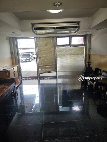 For Sale - For Sale: Prime 3.5-Story Townhouse on Ratchadapisek Road, Land Size 22.6 sq.w.7.49 MB, Bangkok