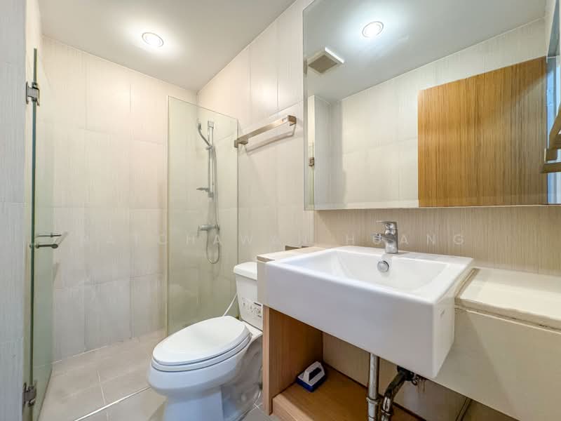 Zenith Place Sukhumvit 42, Bangkok, Sukhumvit Road, Phra Kanong, Khlong Toei, Bangkok, 1 Bedroom, 30 sqm, Condo For Rent, by Ratchawan Huang, 11830474 - DDproperty.com